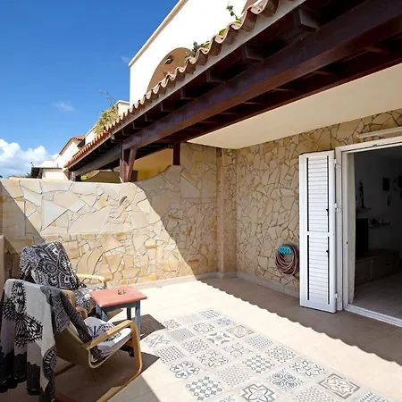 Laikas House * קוסטה קלמה